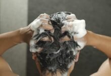 You Can’t Cure Dandruff, But You Can Control It. Here’s How.